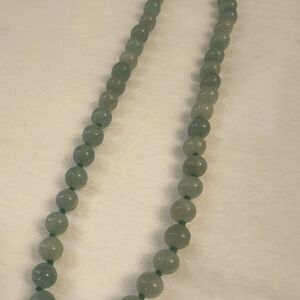 Elegant Green Beaded Necklace